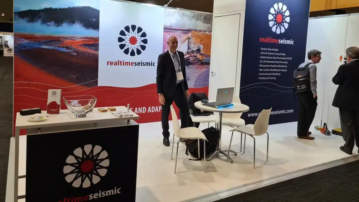 Realtimeseismic Exhibition Stand Design